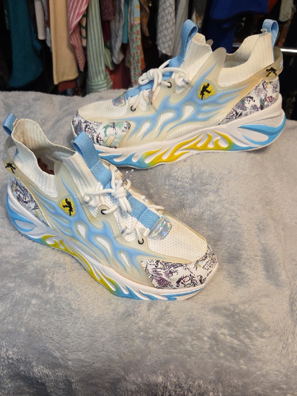 Men's White Athletic Sneakers with Light Blue and Yellow Accents